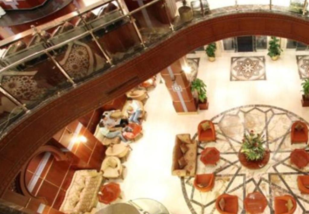 Ramada Madinah Al Hamra Hotel Medina Exterior photo