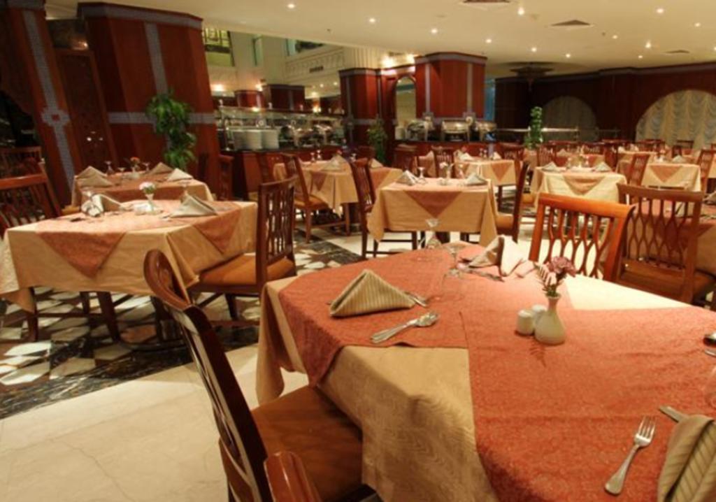 Ramada Madinah Al Hamra Hotel Medina Exterior photo